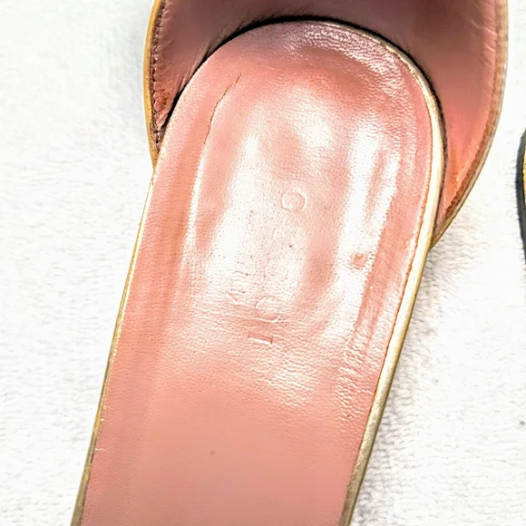 Gucci Gold Sandals - Picture 6 of 7